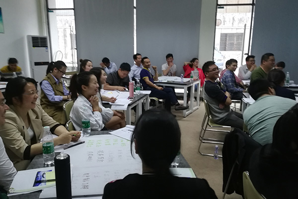 頂尖銷(xiāo)售精鷹特訓(xùn)營(yíng)