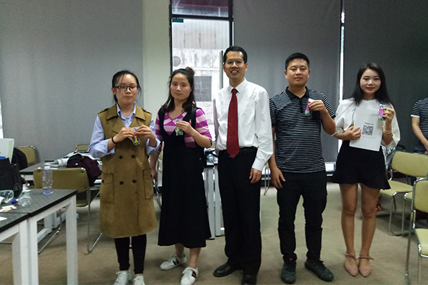 頂尖銷(xiāo)售精鷹特訓(xùn)營(yíng)