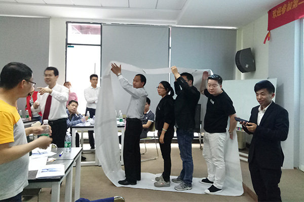 頂尖銷(xiāo)售精鷹特訓(xùn)營(yíng)